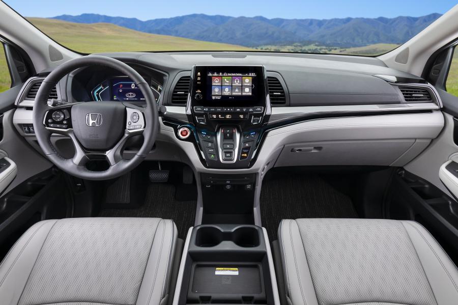 Торпедо Honda Odyssey 2020 года  (NA) (фото 77 из 119)